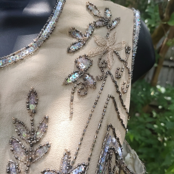 Papell Boutique Beige Beaded Sequin Top - Picture 4 of 7